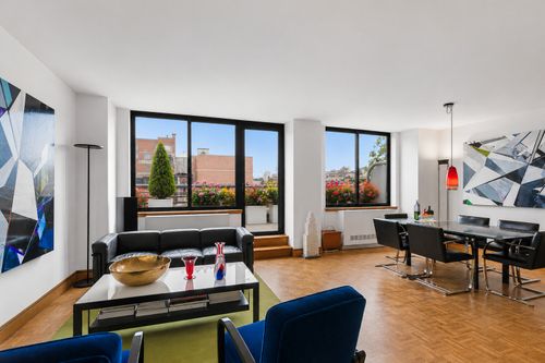 ph1d-250 W 89th St, New York, NY, 10024-1700 | Card Image