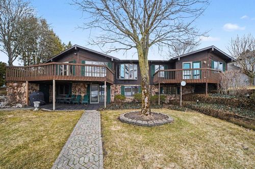 1116 Fairway Dr, Weidman, MI, 48893-9337 | Card Image