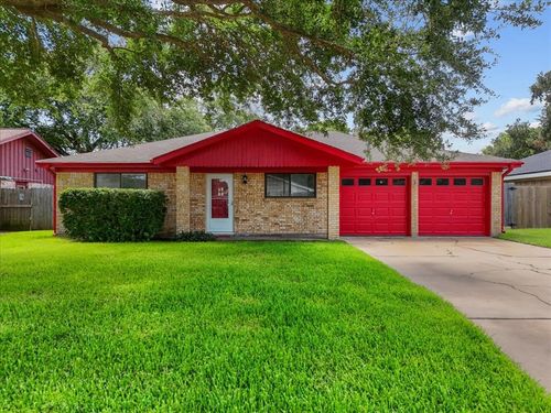 2525 Sunnycrest Dr, Texas City, TX, 77590-5018 | Card Image