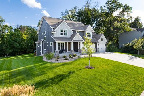 16957 Valley Rd, Eden Prairie, MN, 55347-2826 | Card Image