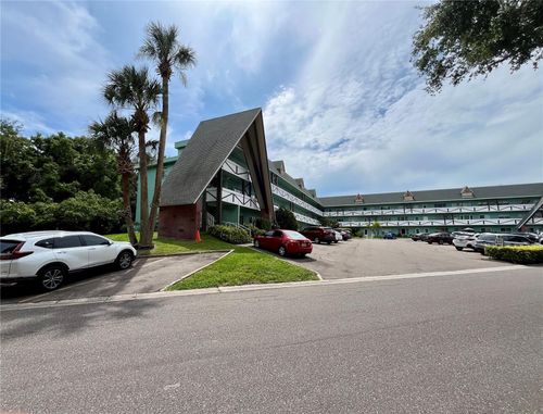 58-2042 Australia Way W, CLEARWATER, FL, 33763-3616 | Card Image