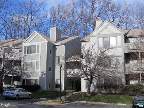 2219-2219 Hunters Run Dr, RESTON, VA, 20191-2831 | Card Image