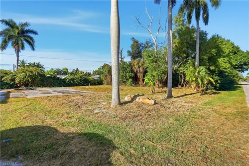 5465 Avenue D, BOKEELIA, FL, 33922-3258 | Card Image