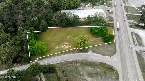 10 Seavers Rd, Jackson, TN, 38301-9586 | Card Image