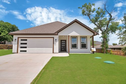 2707 Steepleridge Circle, Granbury, TX, 76048 | Card Image