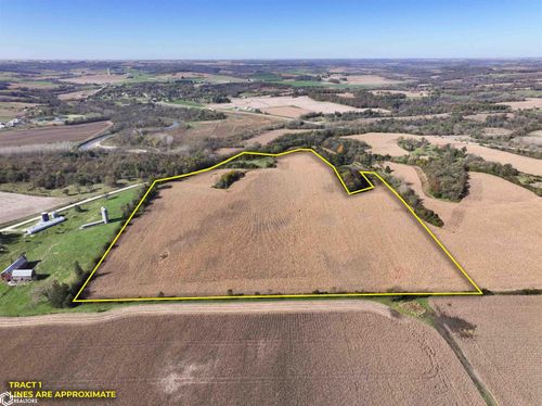 14557 290th St., Elkader, IA, 52043 | Card Image