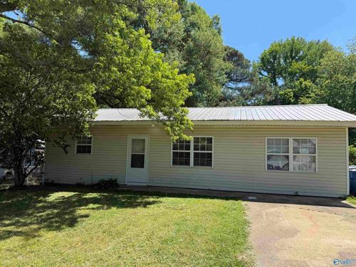 38 10th Street Nw, Arab, AL, 35016 | Card Image