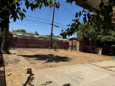 3927 N Woodson Avenue, House other with 3 bedrooms, 1 bathrooms and null parking in Fresno CA | Image 3