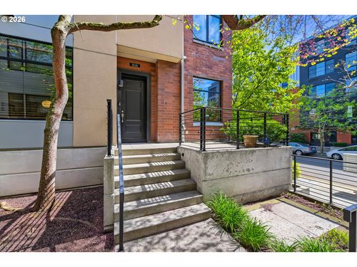 1616 Nw Riverscape St, Portland, OR, 97209-1834 | Card Image