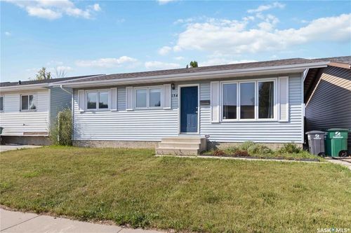 134 Whelan Cres, Saskatoon, SK, S7L6V8 | Card Image