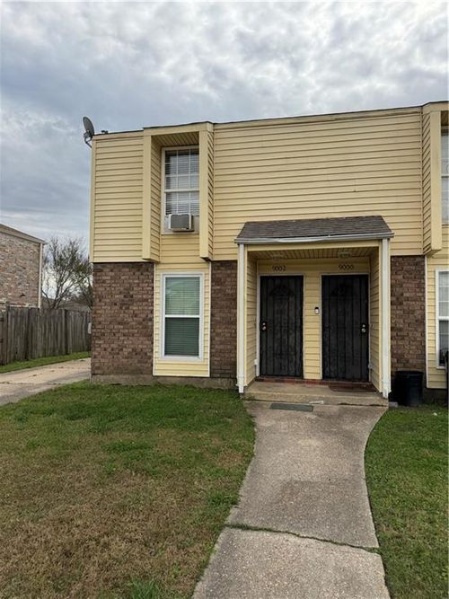 9002 Morrison Rd, New Orleans, LA, 70127-2156 | Card Image