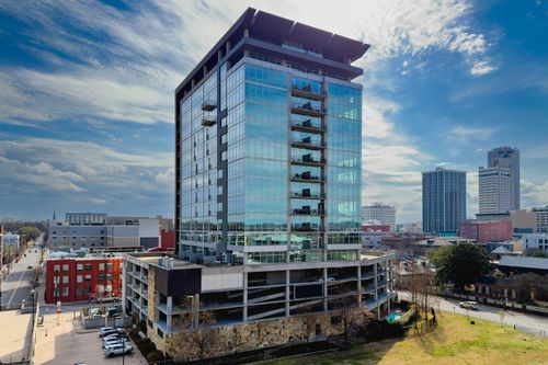 702-300 E 3rd St, Little Rock, AR, 72201-1646 | Card Image
