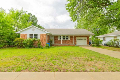 1423 E Willham Dr, Stillwater, OK, 74075-7328 | Card Image