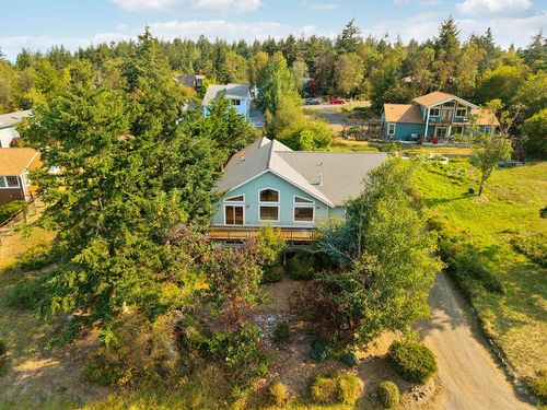 5391 Cape George Rd, Port Townsend, WA, 98368-9036 | Card Image