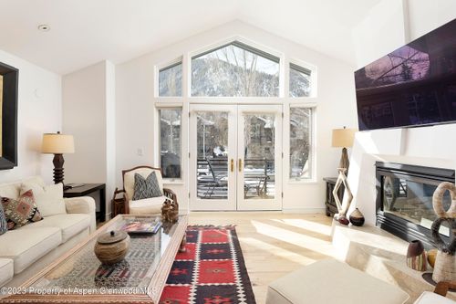 3-926 E Durant Ave, Aspen, CO, 81611-2024 | Card Image