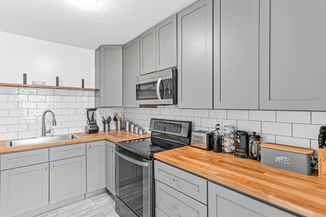 421 S Robert Street-8.jpg | Image 8