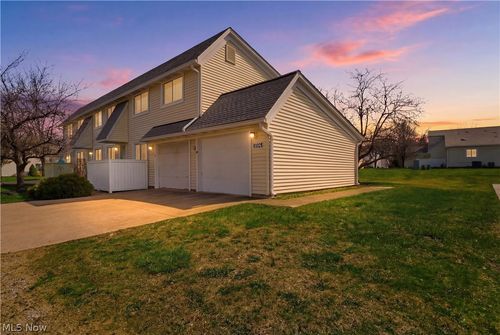 5514 Wrens Ln, Willoughby, OH, 44094-3516 | Card Image