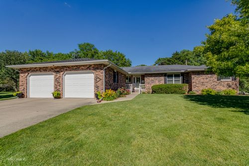 612 Center St, Mazon, IL, 60444-3694 | Card Image