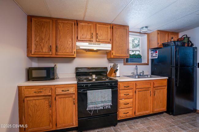 Kitchen | Image 5