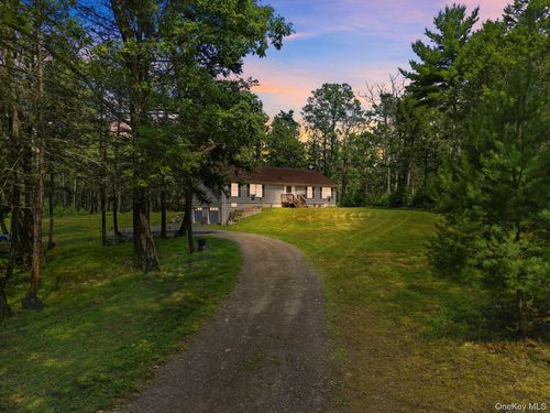 630 Ashokan Rd, Kingston, NY, 12401-7870 | Card Image