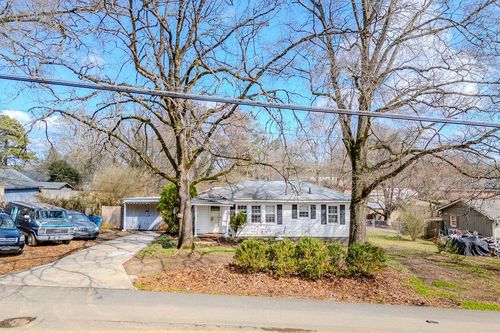 8 Pinecrest Dr Nw, Rome, GA, 30165-9296 | Card Image