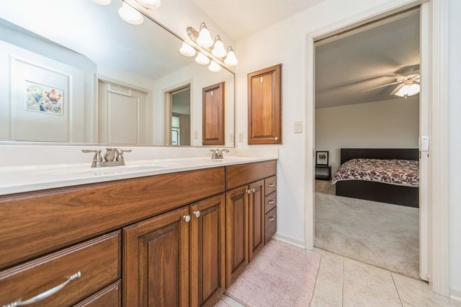 9289 Winterberry Ct, Home with 4 bedrooms, 4 bathrooms and null parking in West Des Moines IA | Image 30