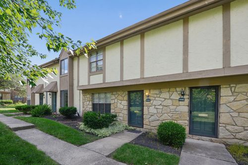 6164-6164 Stornoway Drive S, Columbus, OH, 43213 | Card Image