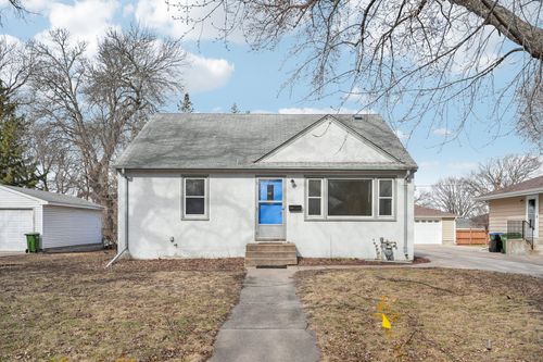 1831 Malvern St, Lauderdale, MN, 55113-5239 | Card Image