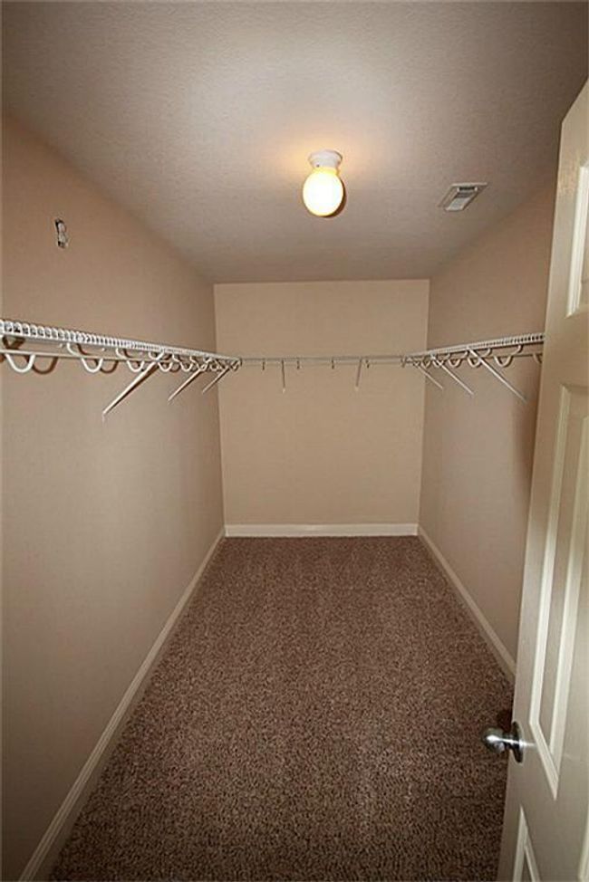 16218 Bresslyn Ln, House other with 3 bedrooms, 3 bathrooms and 2 parking in Cypress TX | Image 14