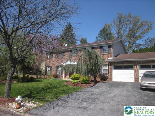 1854 Valley Forge Rd, ALLENTOWN, PA, 18104-1762 | Card Image