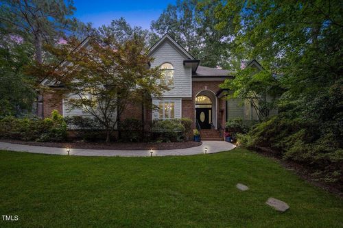 2709 Glassman Ln, Raleigh, NC, 27606-8805 | Card Image