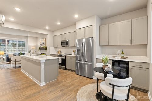 4-18875 67th Dr Ne, Kenmore, WA, 98028 | Card Image