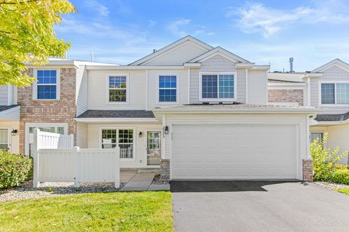 2775 Wagon Wheel Trail, Chaska, MN, 55318 | Card Image