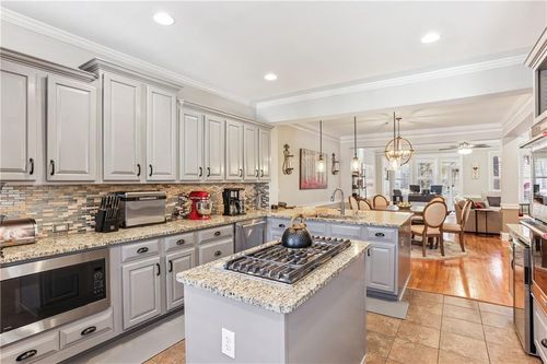 b04-520 Vinings Estates Dr Se, Mableton, GA, 30126-5969 | Card Image