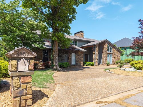 3509 Royal Scots Way, Fort Smith, AR, 72908-9331 | Card Image