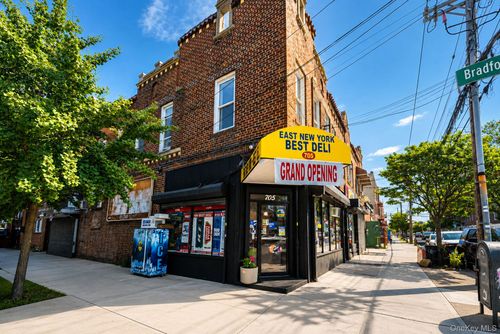 705 Bradford St, Brooklyn, NY, 11207-7143 | Card Image