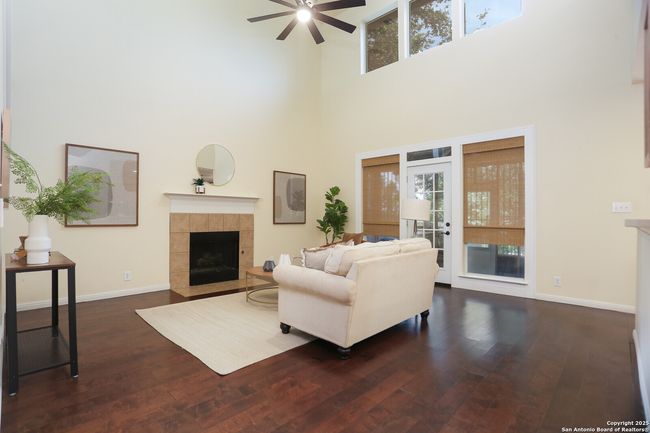 14307 Windy Crk, House other with 4 bedrooms, 4 bathrooms and null parking in Helotes TX | Image 9