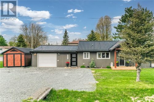 3979 Harold Cres, Val Caron, ON, P3N1J3 | Card Image