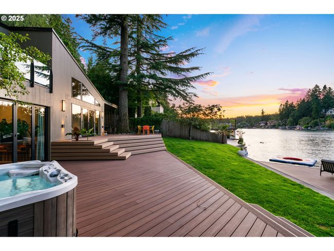 1115 Lake Front Rd, House other with 4 bedrooms, 4 bathrooms and 2 parking in Lake Oswego OR | Image 45