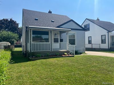 13323 Walnut Street, Home with 3 bedrooms, 2 bathrooms and null parking in Southgate MI | Image 1