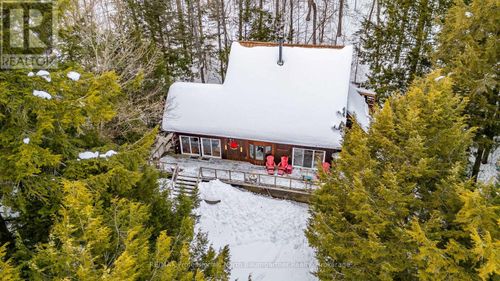 1075 Basshaunt Lake Rd, Haliburton, ON, K0M1S0 | Card Image