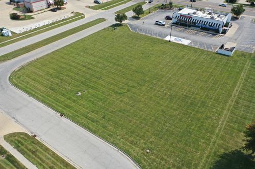 1703 Sugar Creek Blvd, Normal, IL, 61761 | Card Image