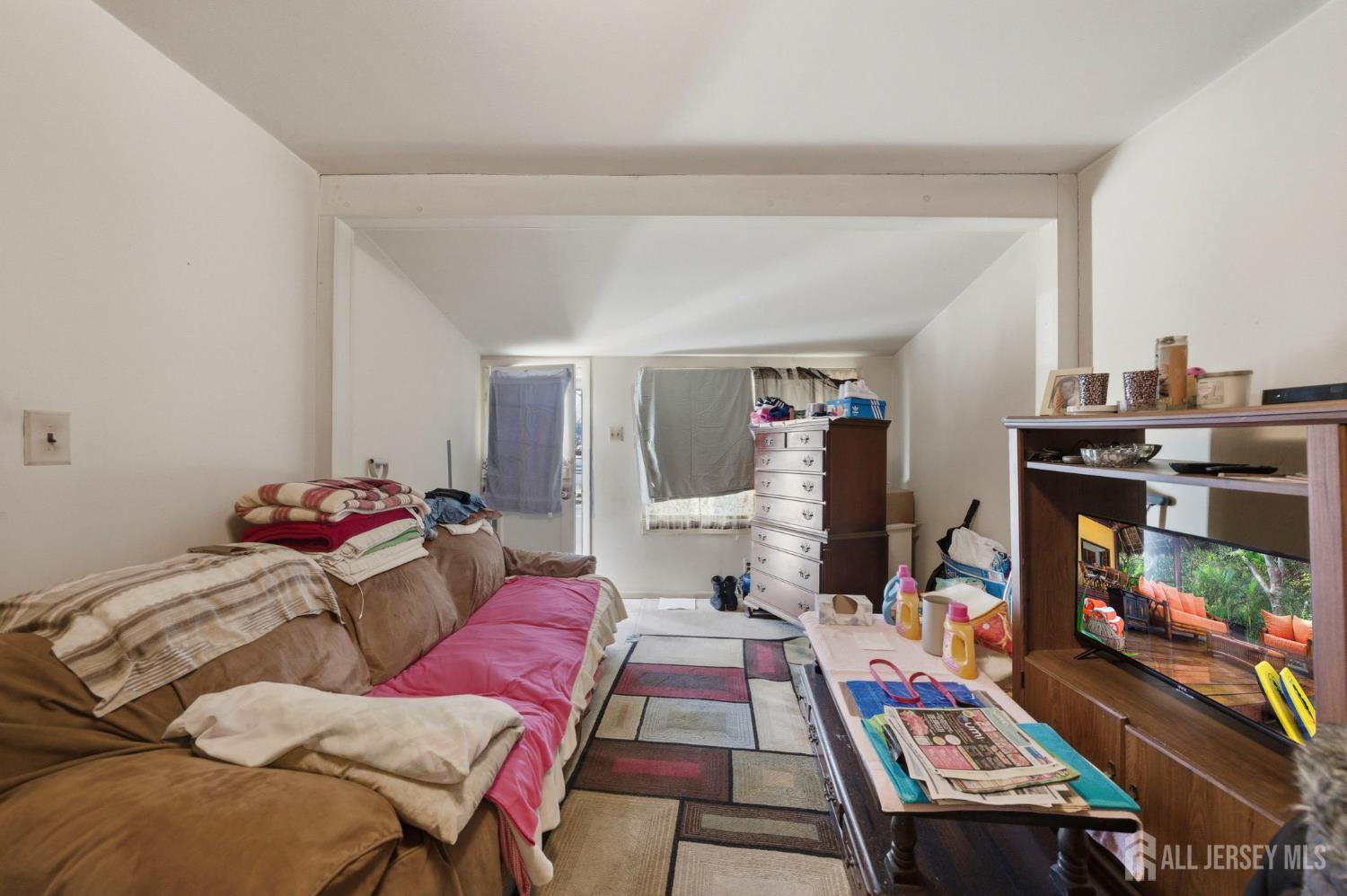 Residential in Spotswood 4