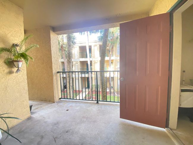 APT-423 - 949 Riverside Dr, Condo with 1 bedrooms, 1 bathrooms and null parking in Coral Springs FL | Image 12
