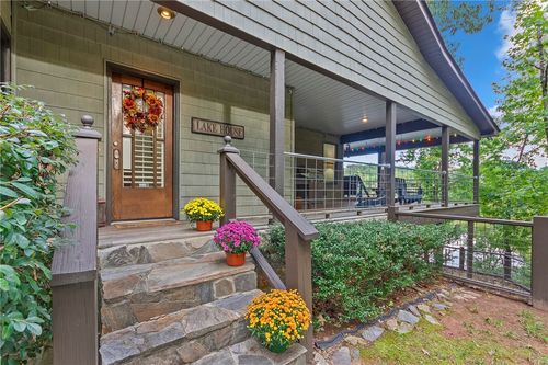 2005 W Lakeshore Dr, LANDRUM, SC, 29356-9641 | Card Image