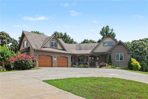 1050 Ricky West Rd, Cleveland, GA, 30528-6293 | Card Image