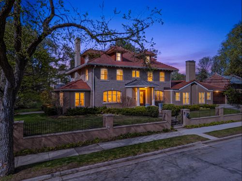 1724 Summit Ave, Minneapolis, MN, 55403-2848 | Card Image
