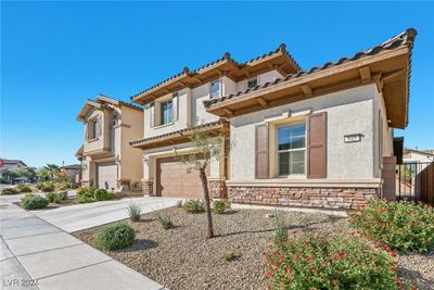 845 Via Del Castello, House other with 4 bedrooms, 3 bathrooms and null parking in Henderson NV | Image 3