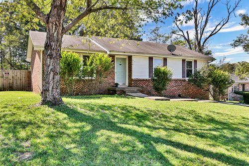 614 Cayce Dr, Clarksville, TN, 37042-3739 | Card Image