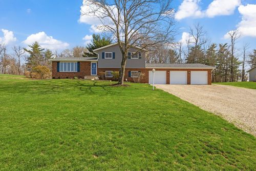 280 Wildwood Dr, Zanesville, OH, 43701-7137 | Card Image